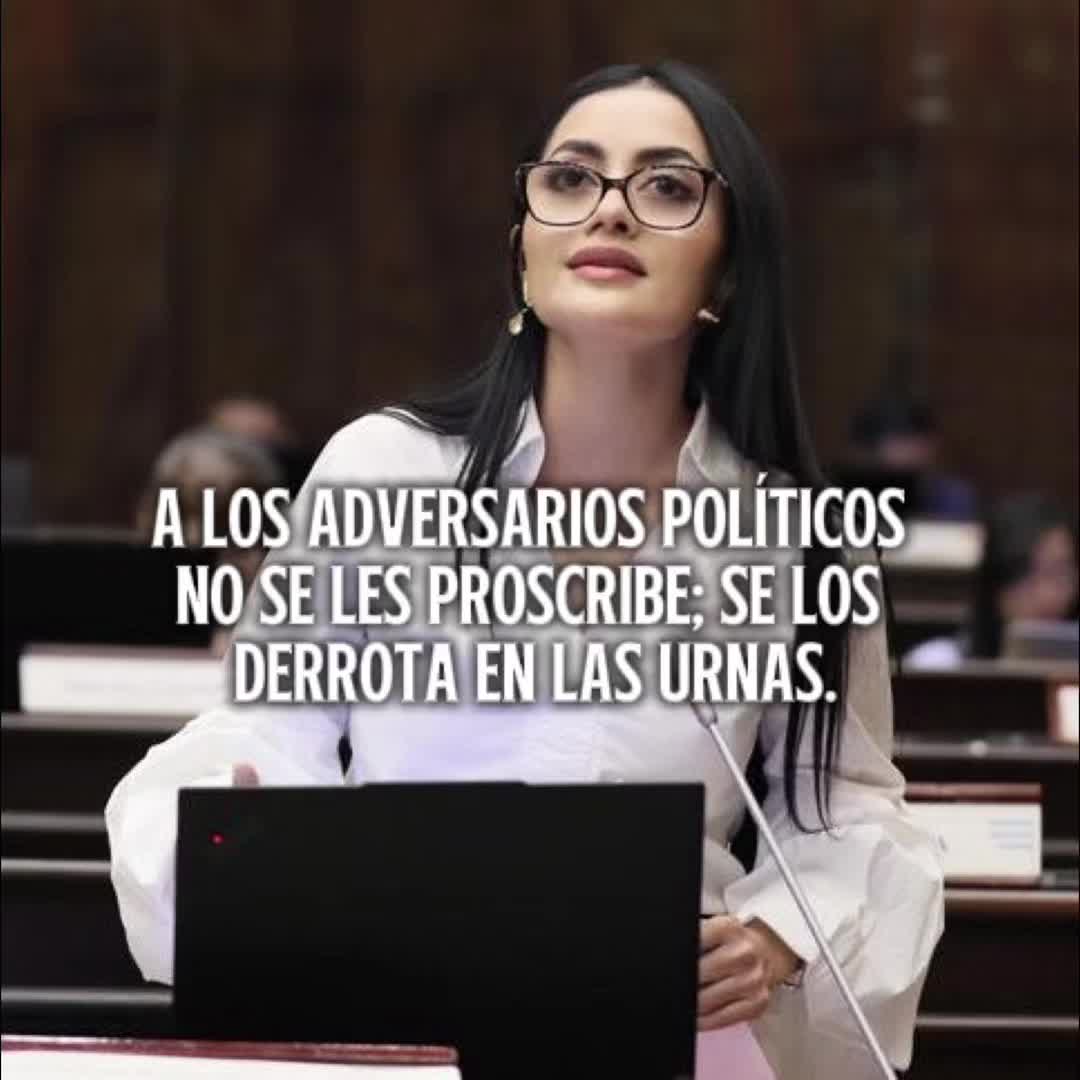 @Viviana Veloz