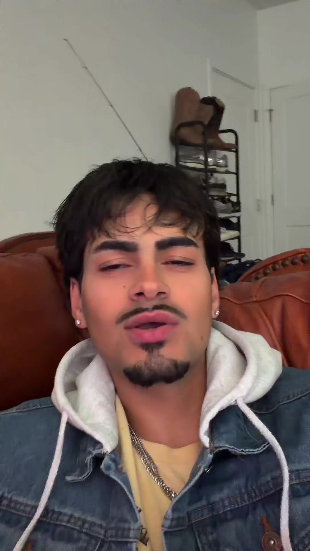 @Z