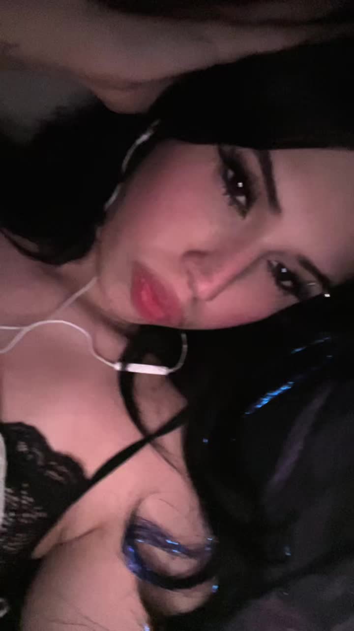 @tiana03