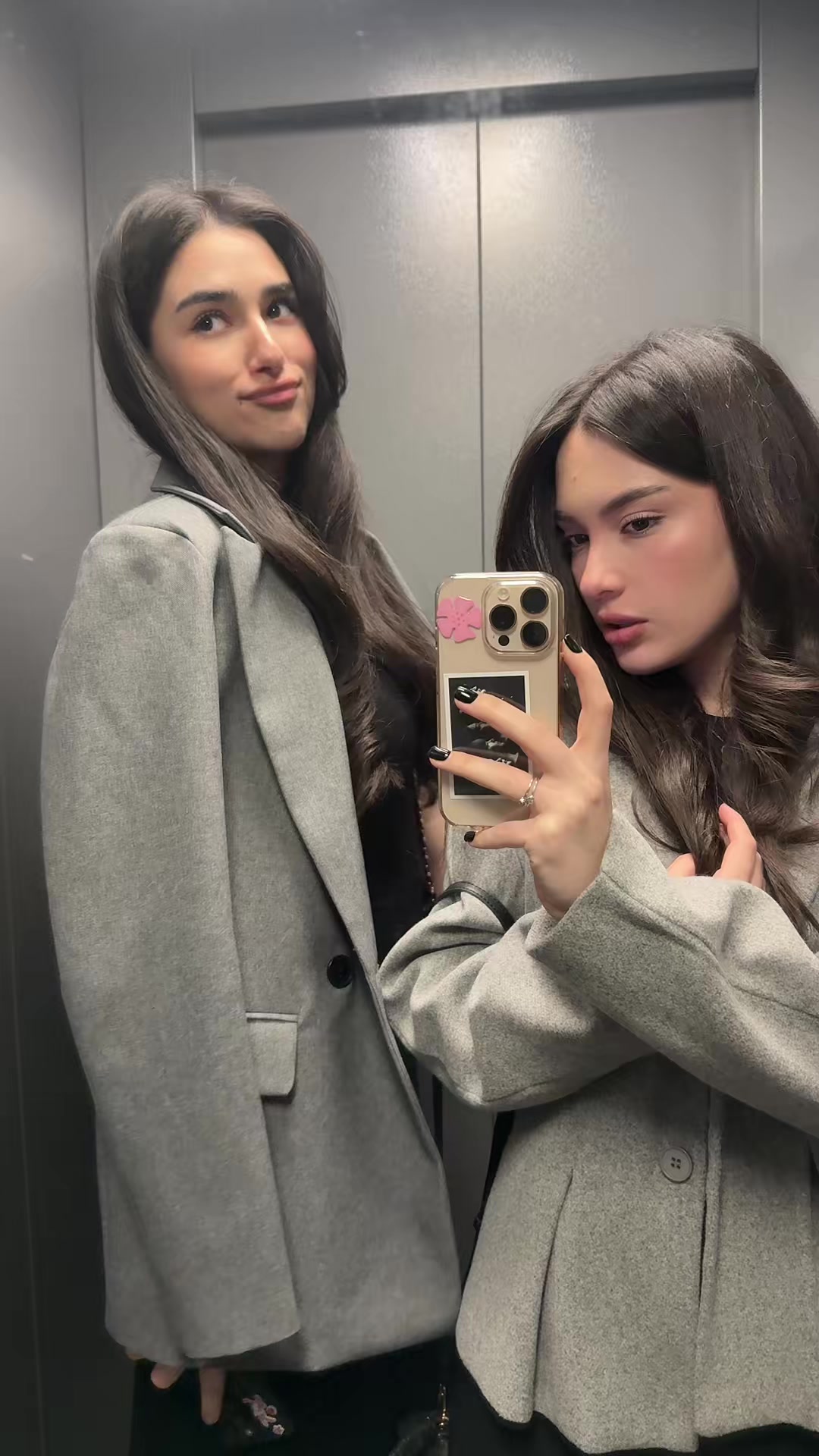 @эммик