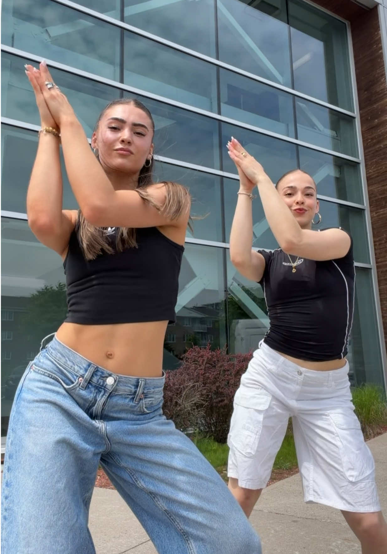 @Beginsisters Official