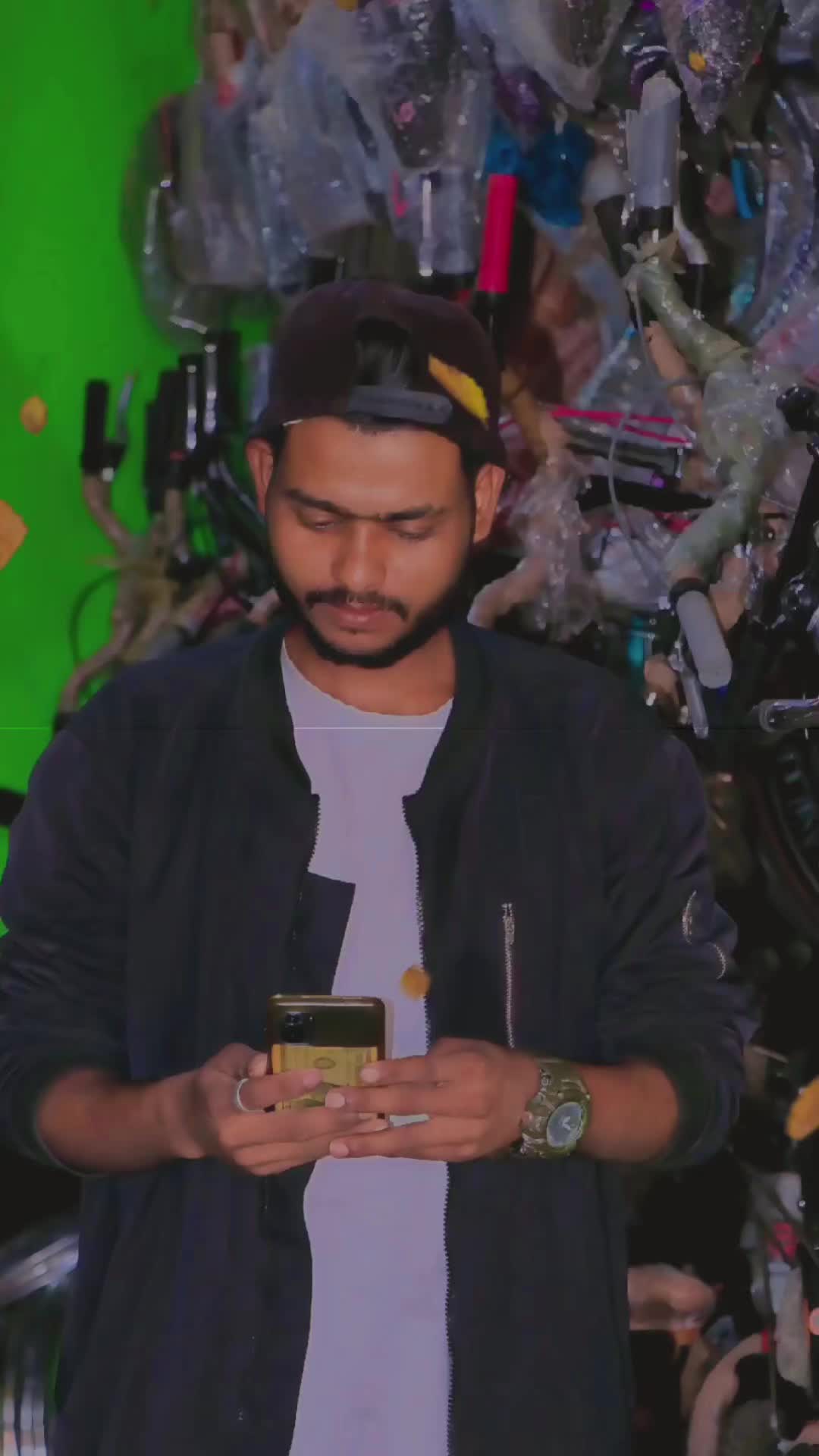 @Kartik Khan