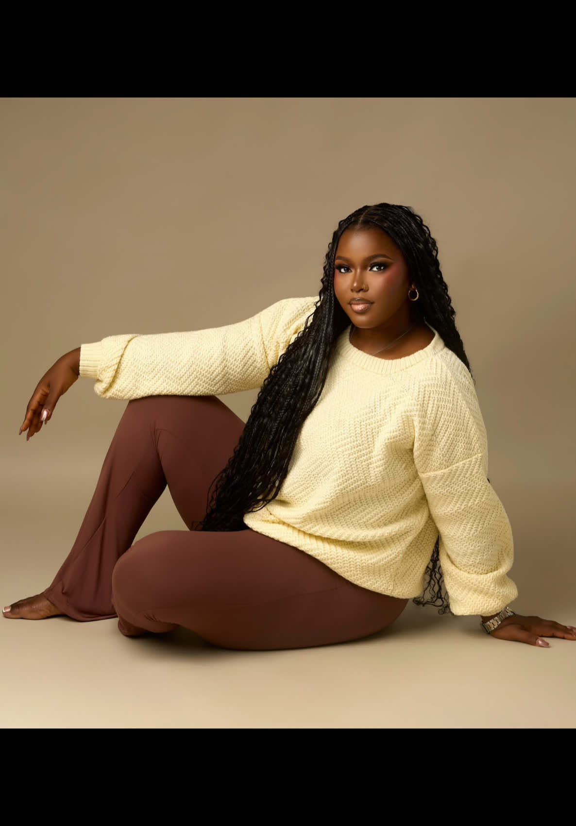 @Unique Knitwears 🧶