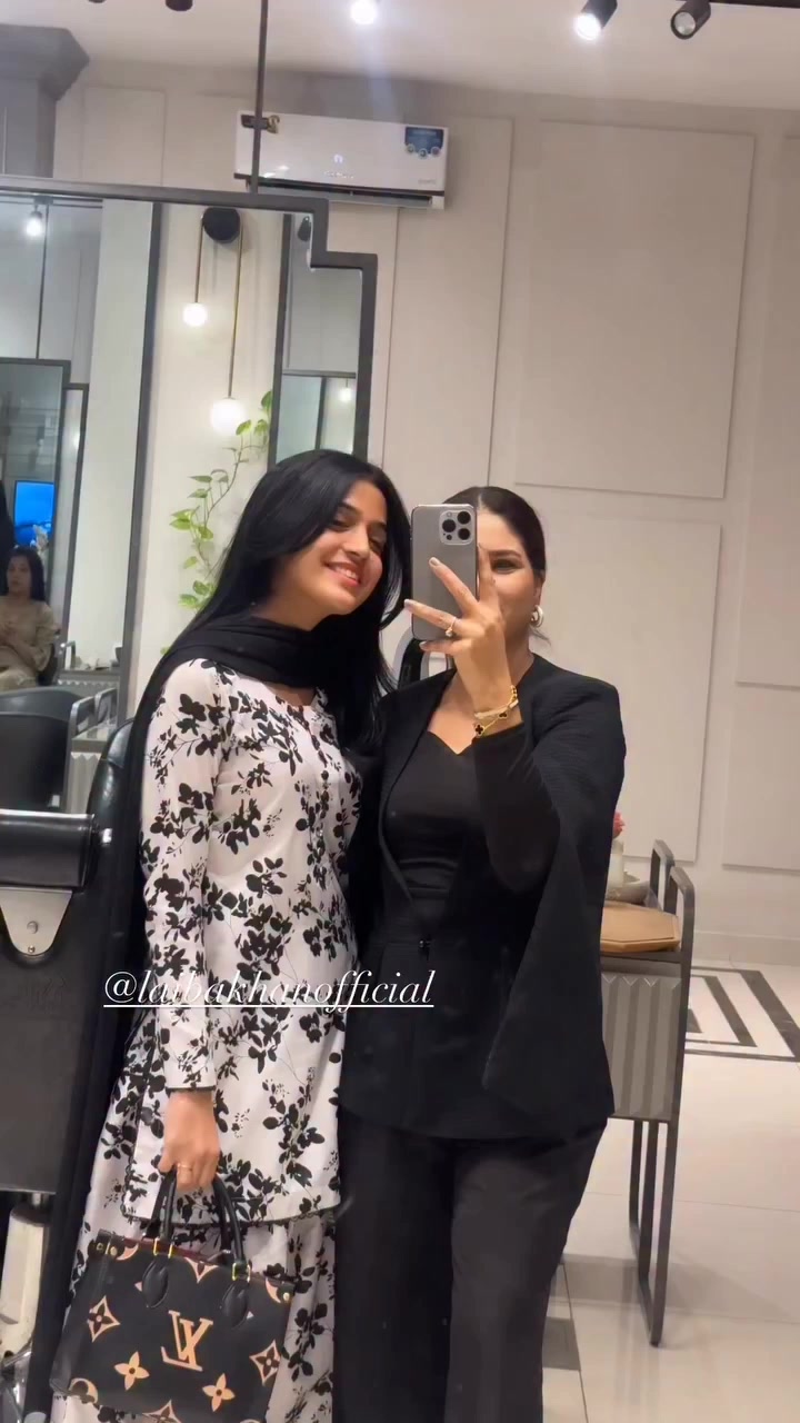 @Laiba Khan Official🌸