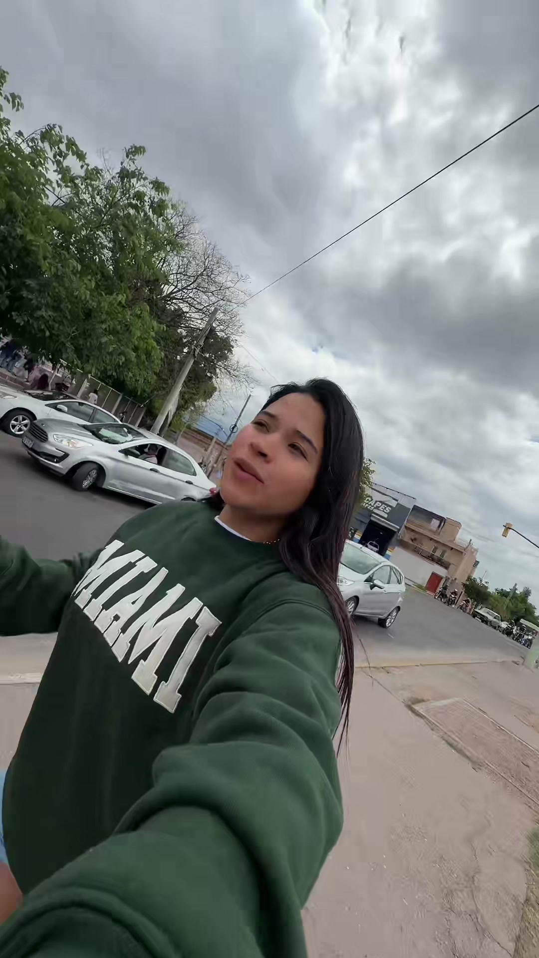 @Oliveraselena