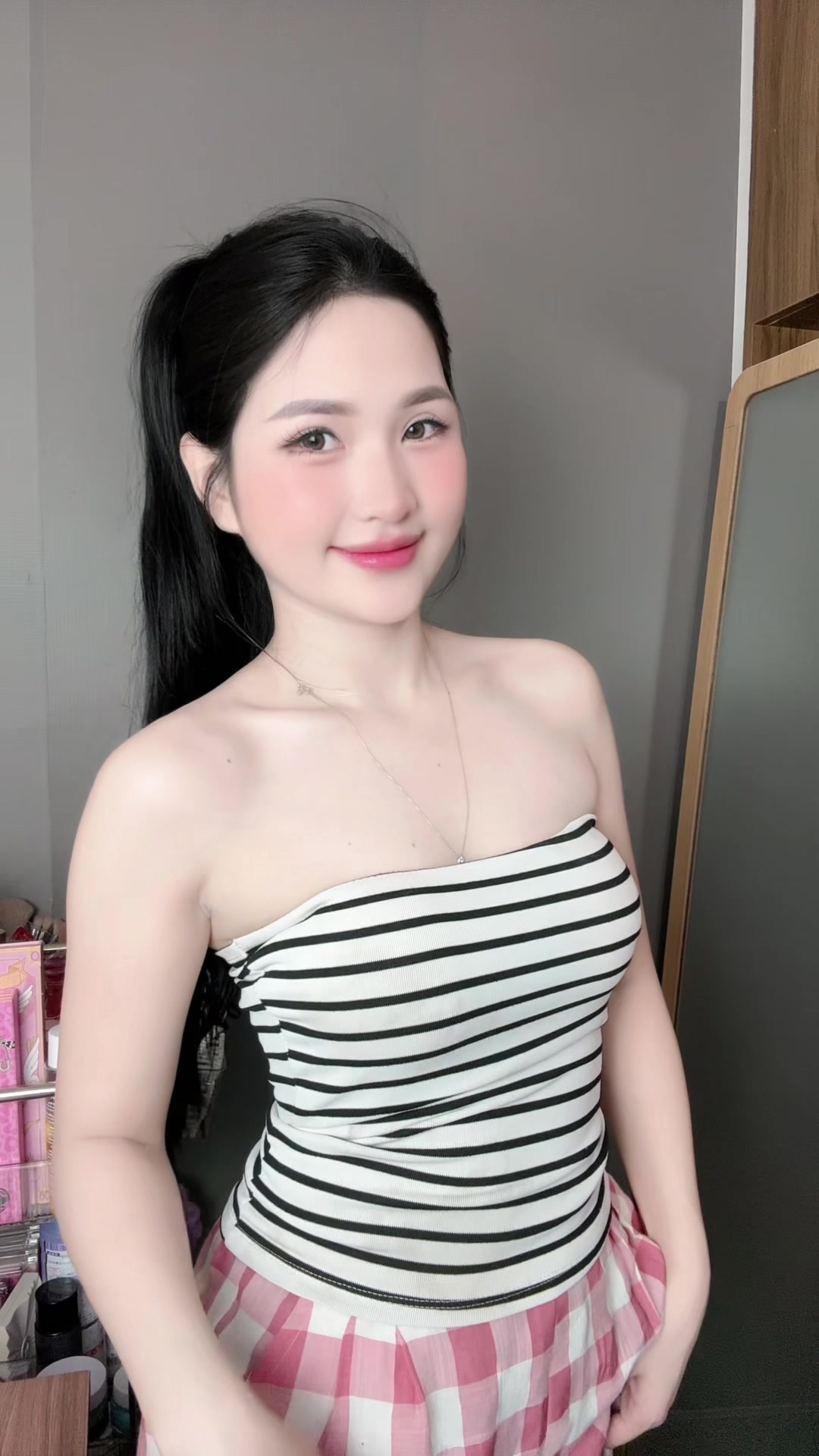@M&Igrave;NH L&Agrave; HIỀN Đ&Acirc;Y