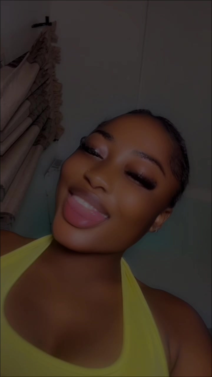 @𝐂̧𝐚̊𝐬𝐬𝐢̈𝐜̧ 𝐪𝐮̈𝐢̈𝐧̃💕
