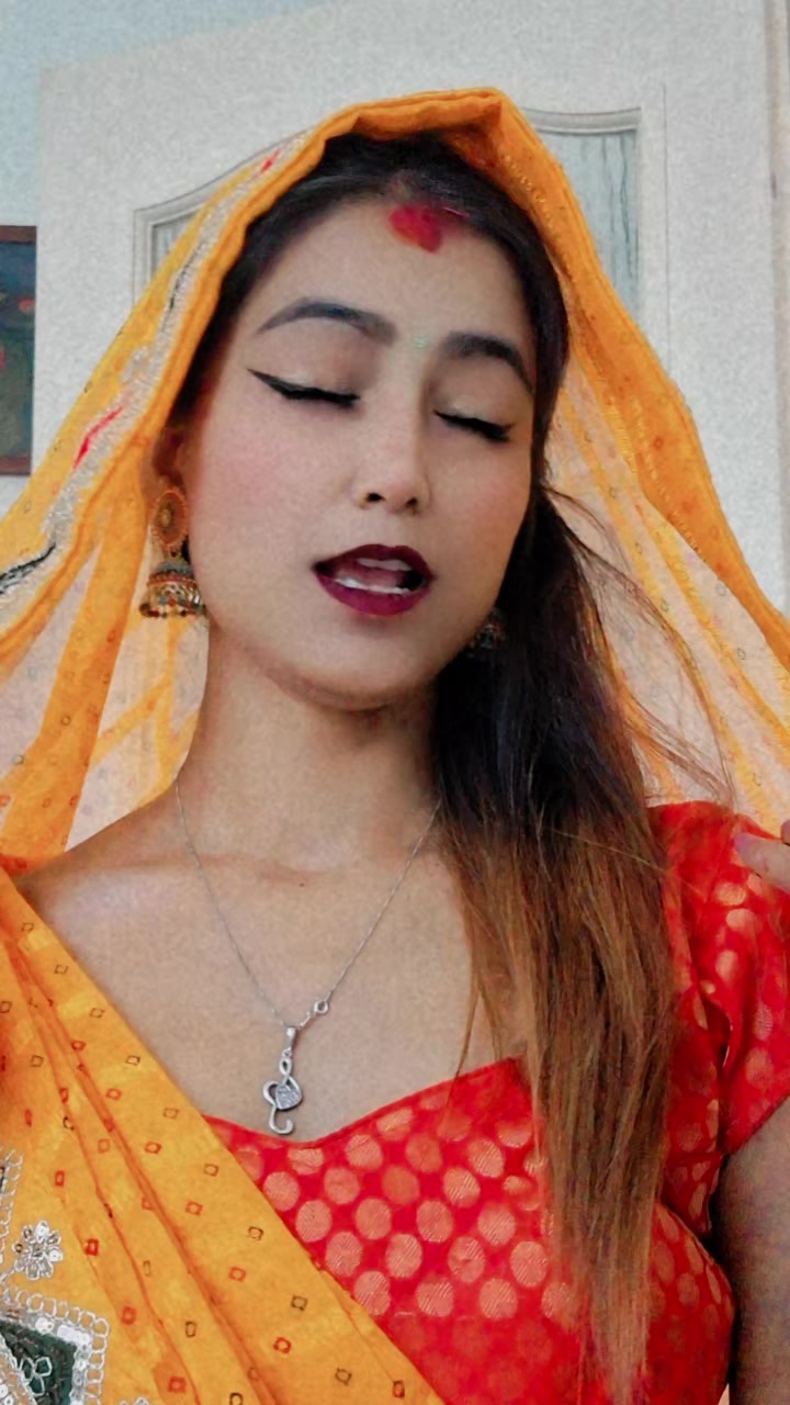 @Miss_👑M@nDaL🇳🇵❤️💍