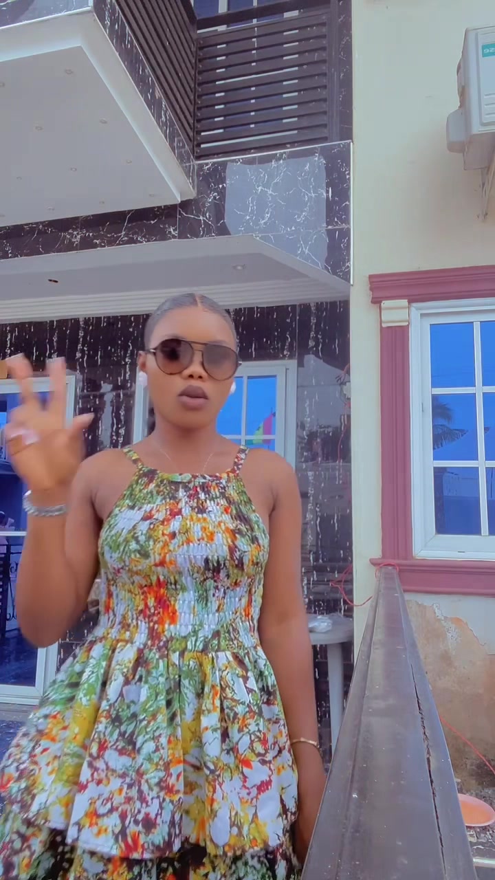 @❤️😎..//Maame Sika//..🦋🇬🇭💵