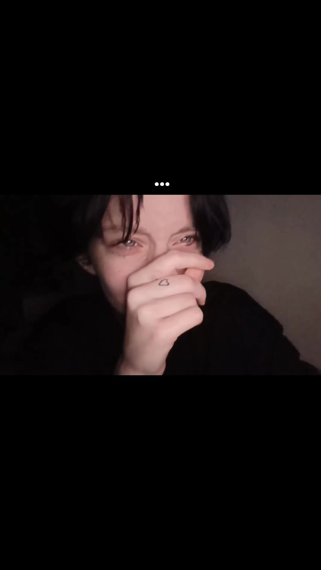 @кто я?👹