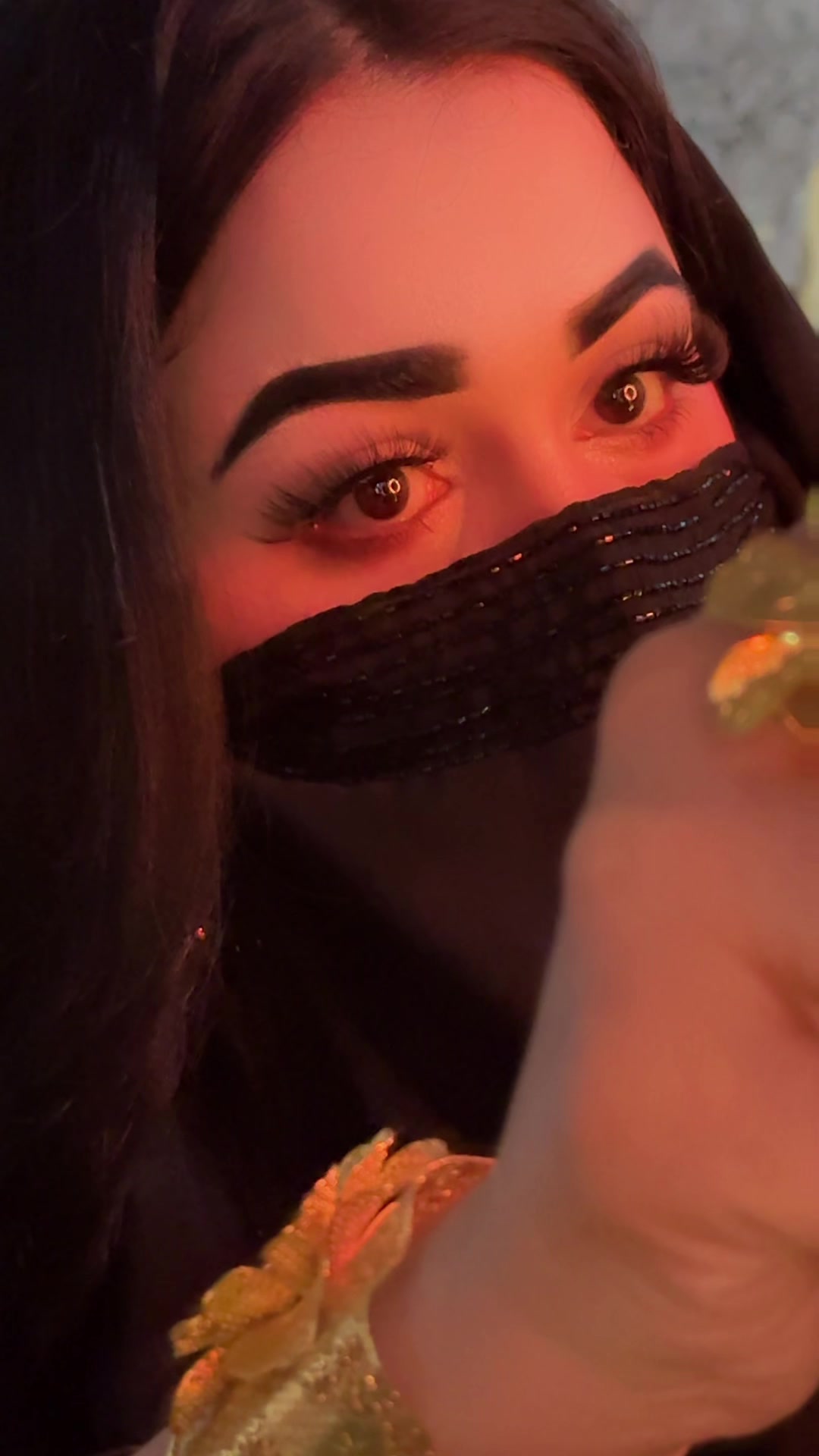 @عائِشہ