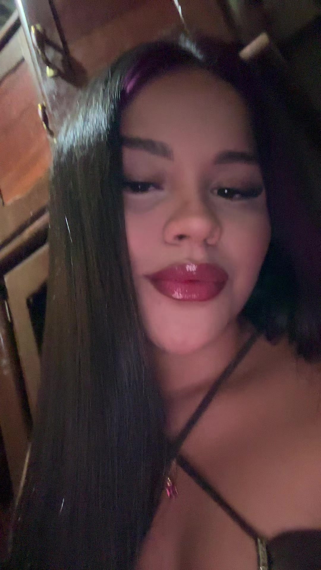 @Claracolly_
