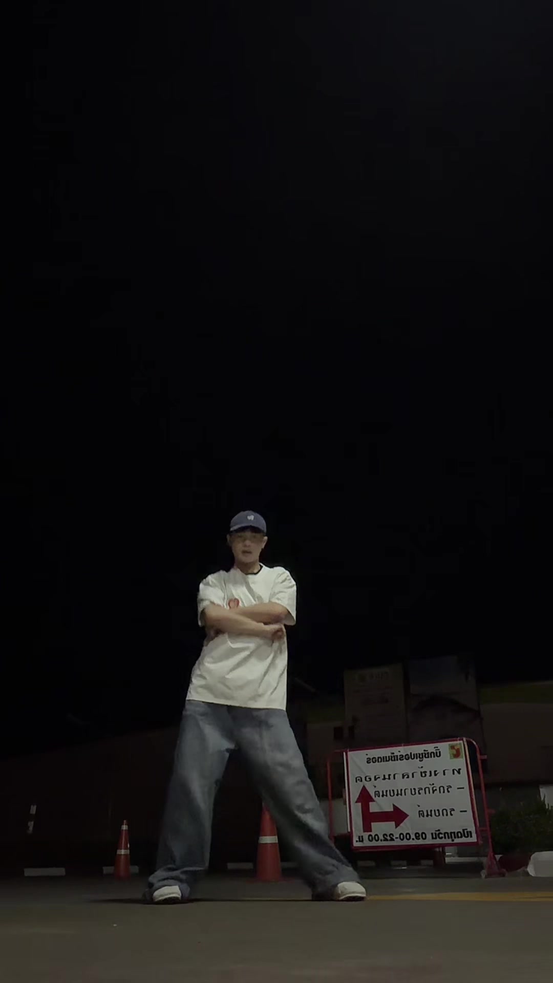 @mon