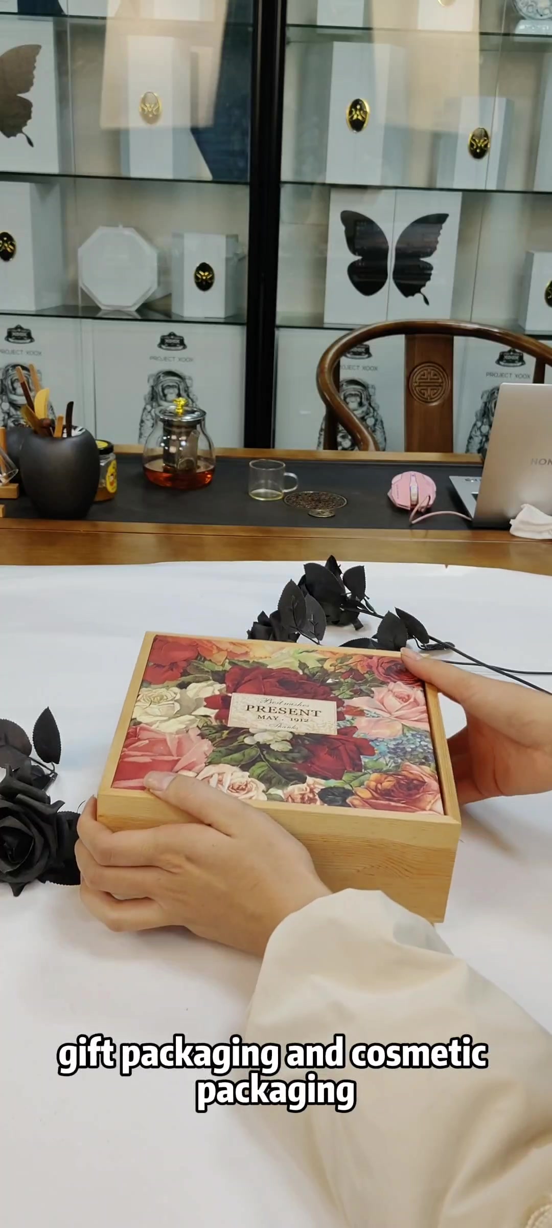 @Customized gift box