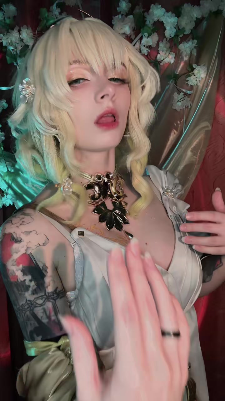 @AriSss