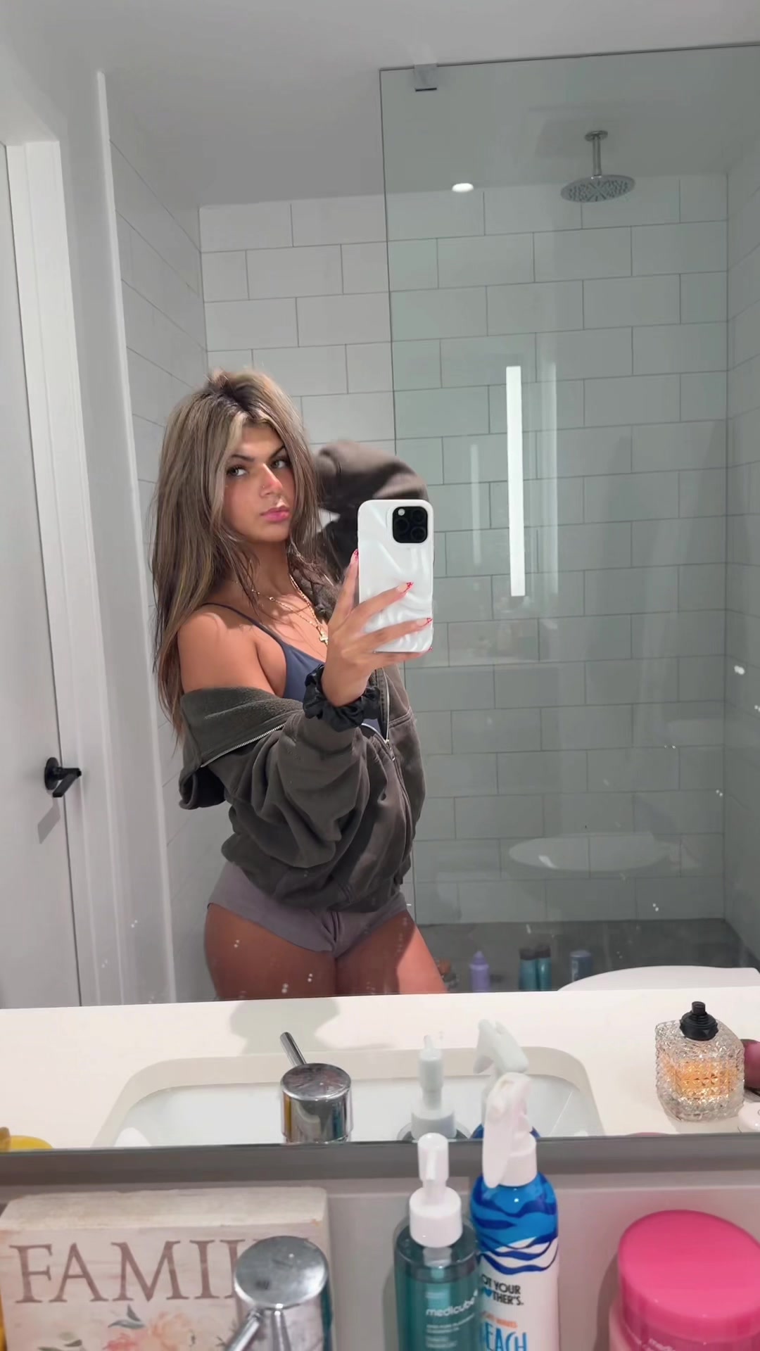 @mari