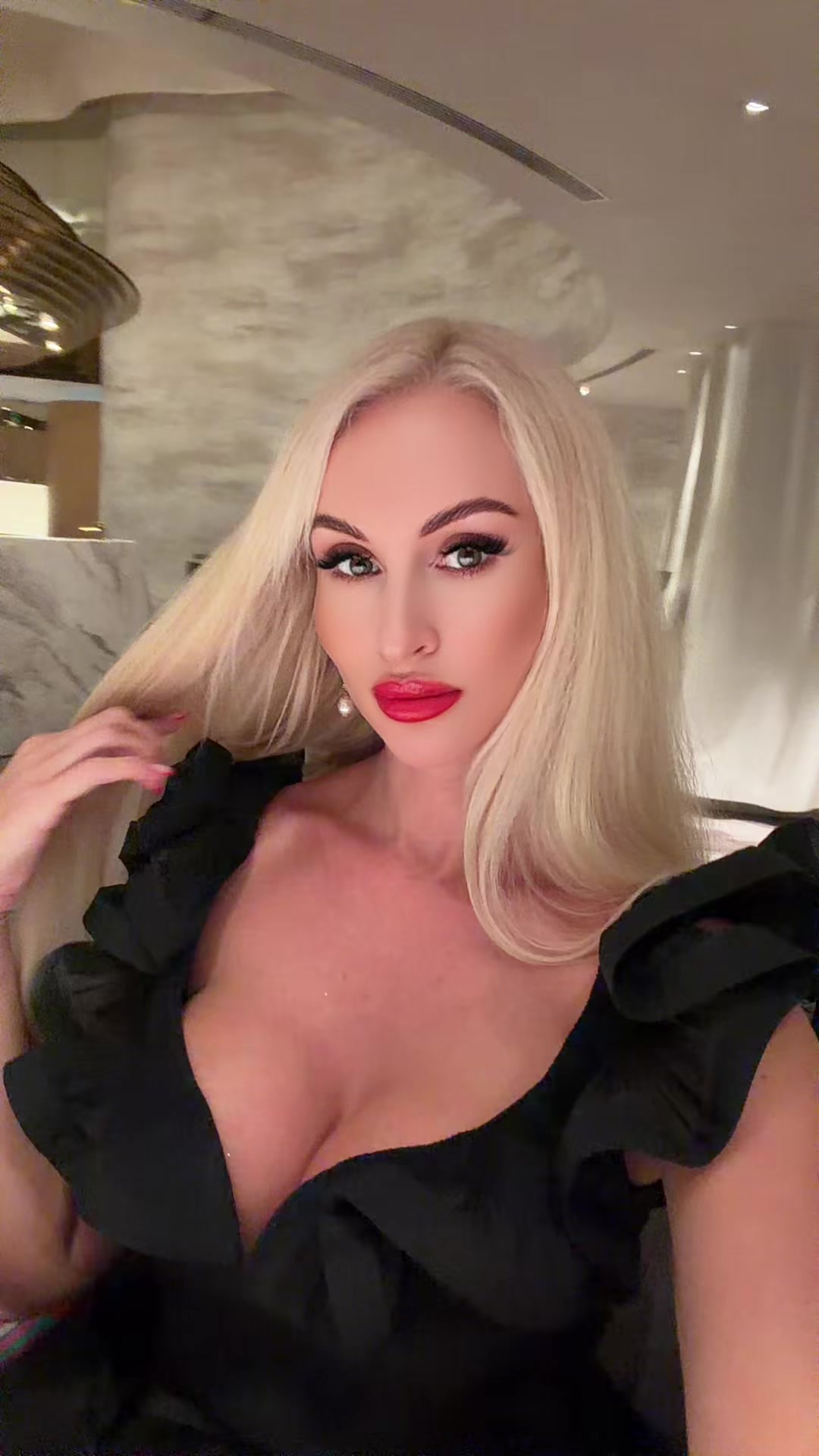 @⭐️ELINA⭐️