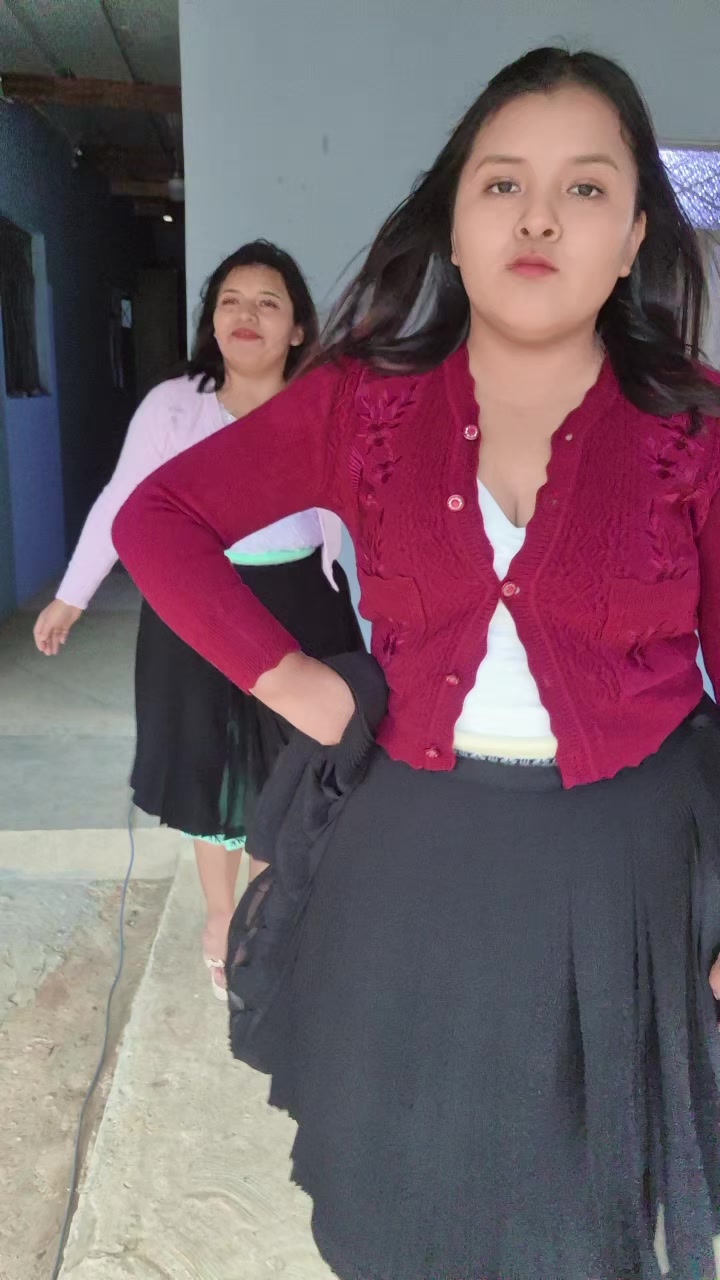 @LESLI TOLENTINO