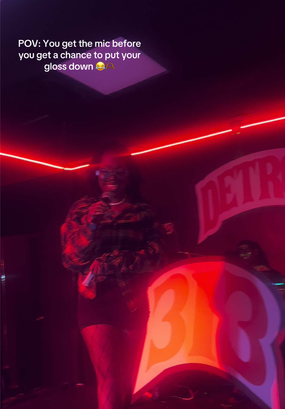 @Nia Tone