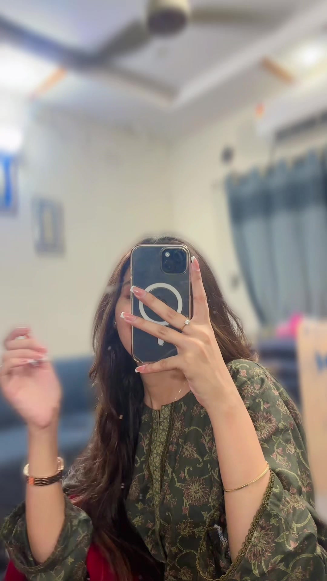 @Marry@😘