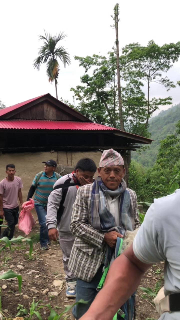 @मौसम कुलुङ