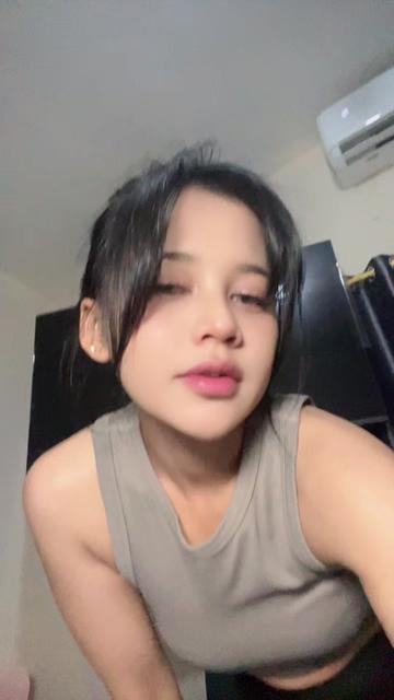 @Vickyvwa