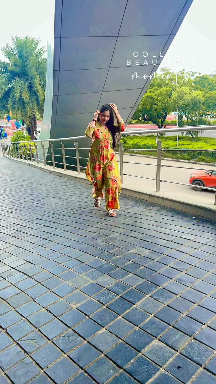 @👑Saanvi Mehra🕊️