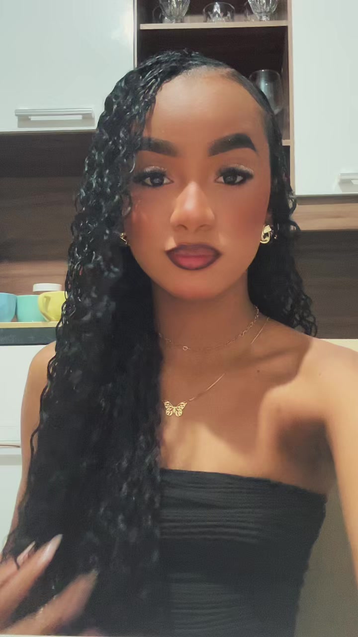 @x_clara4