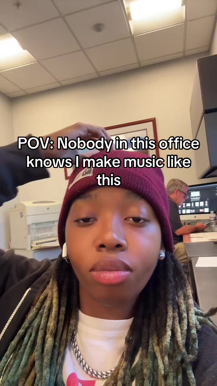 @TWOSEVEN.