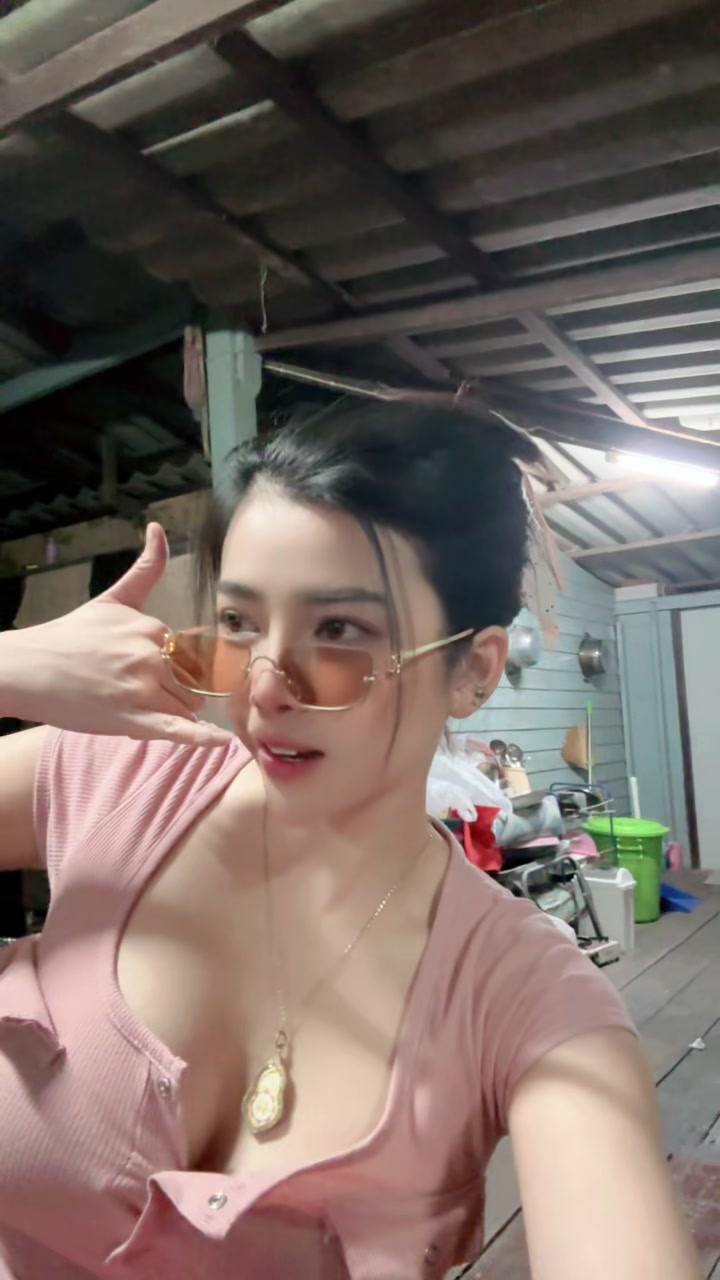 @น้ำมลพาเพลิน (ช่องจริง)