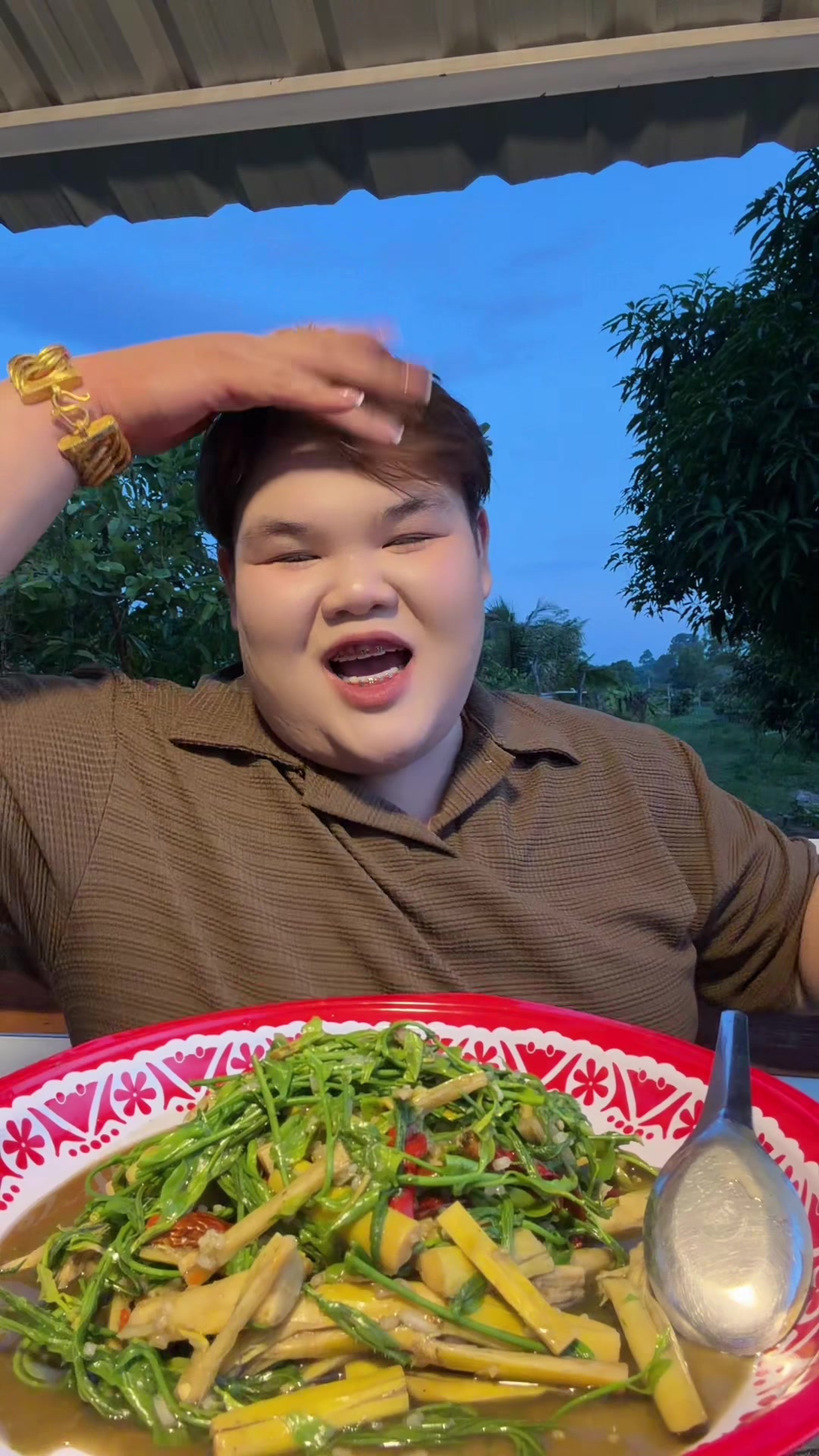 @แม่ผู้ใหญ่(ฉันบ่แม่นทอม)
