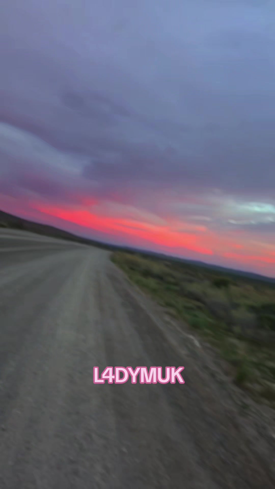 @L4DYMUK