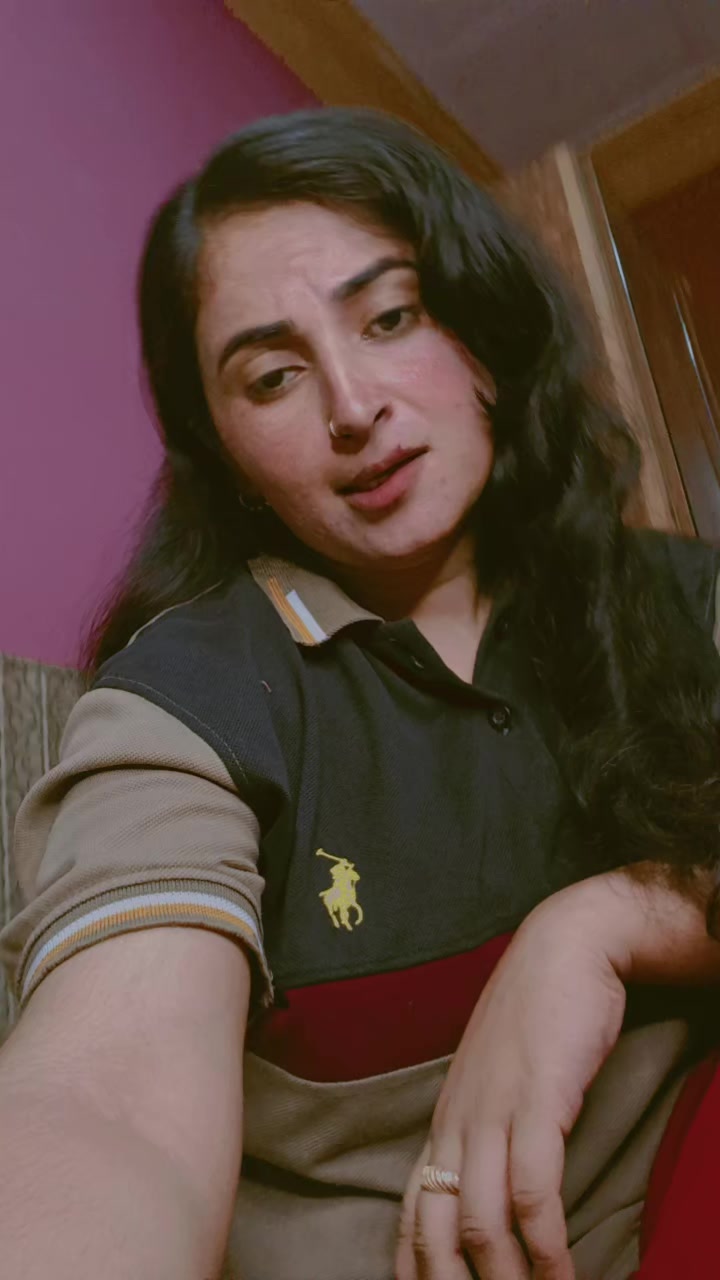 @Farahcreates1