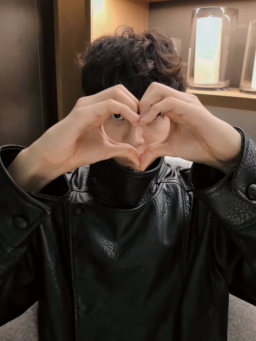@LEE JIN HYUK 이진혁