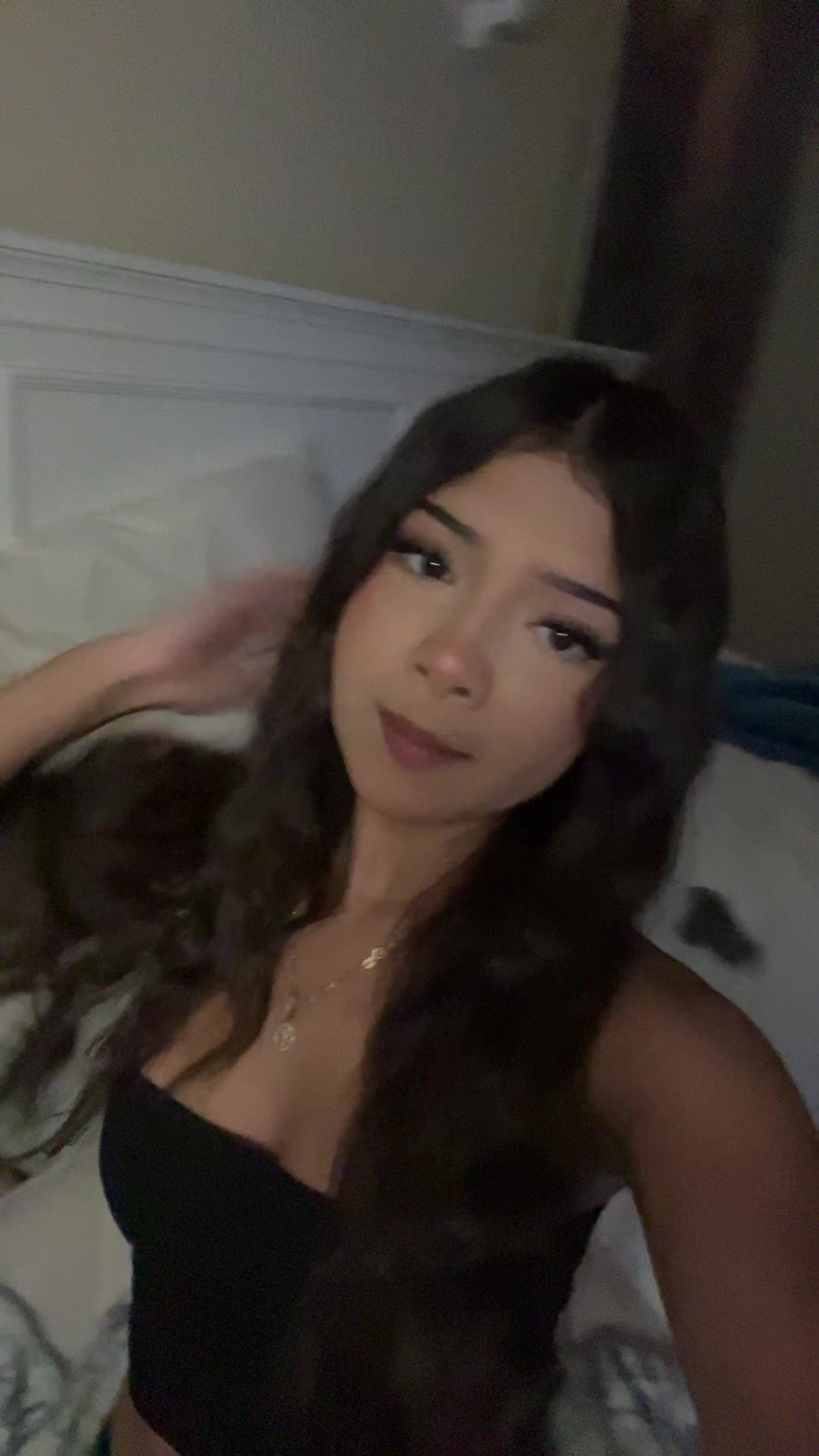 @⃟