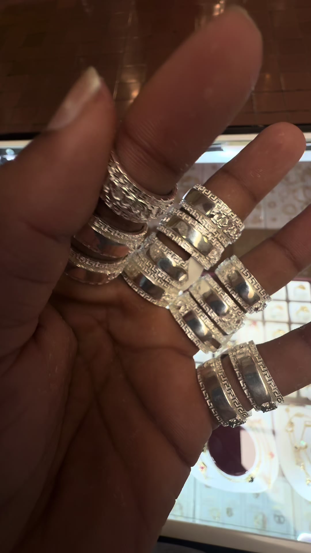 @AliJewelers