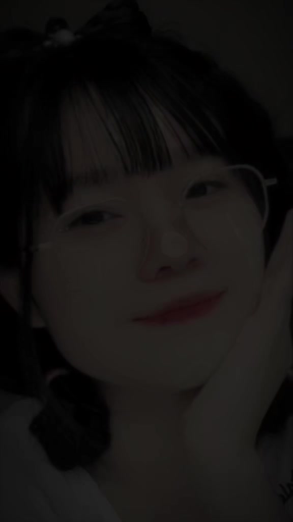 @ð²ð²ð¹ May Nwe ð·..ðšð³