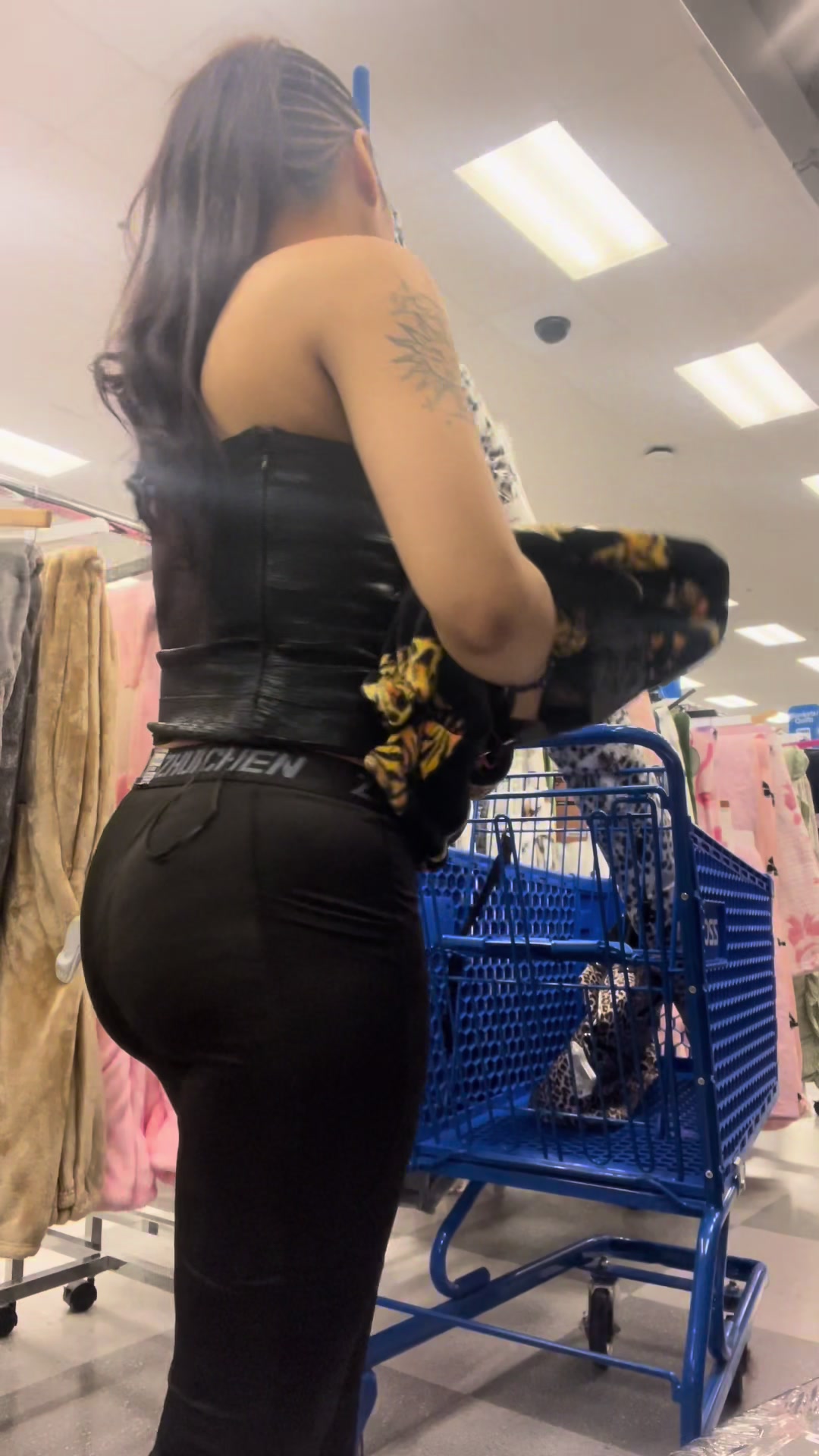 @Shay Marie 🦂🥀