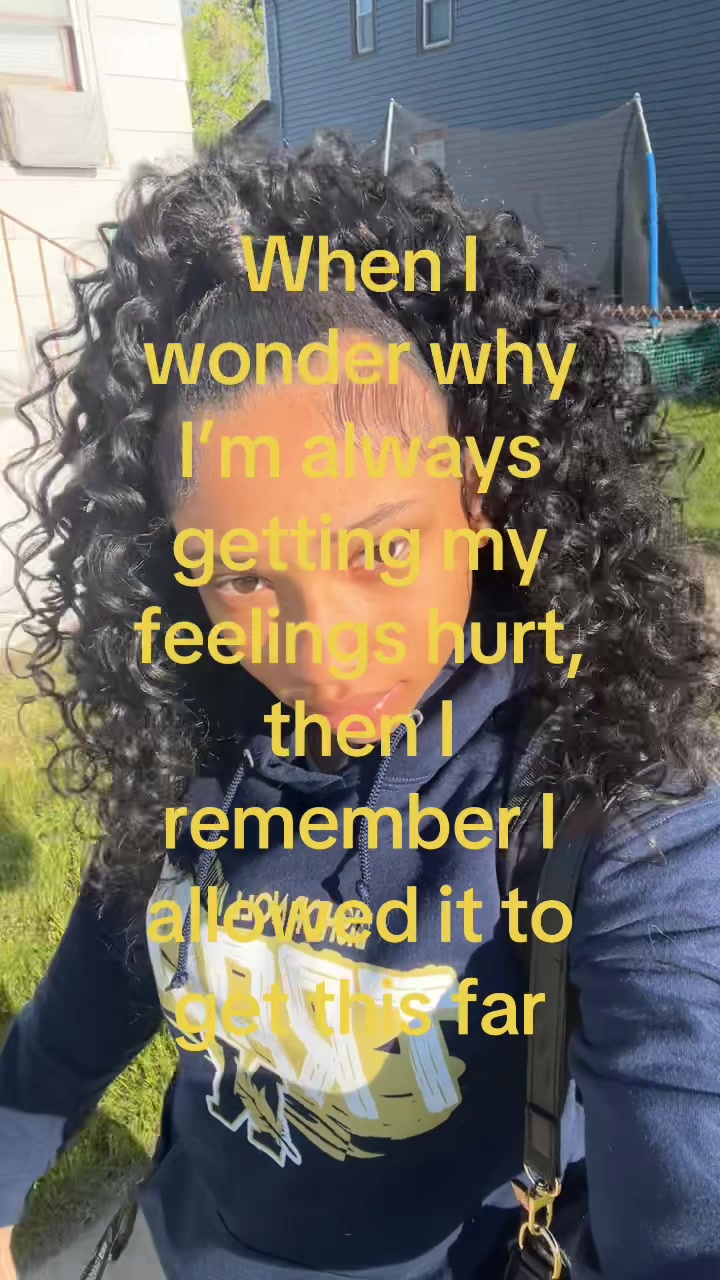 @thatgirlwthedimples