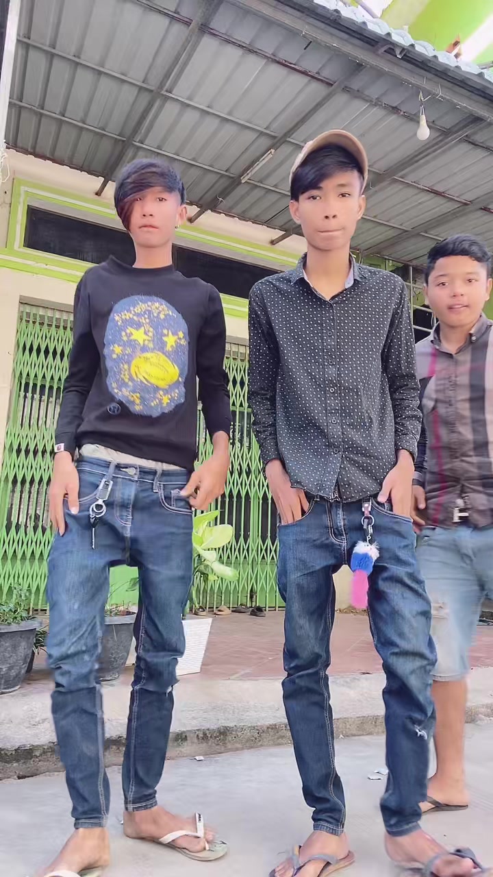 @Ahh Khochjit