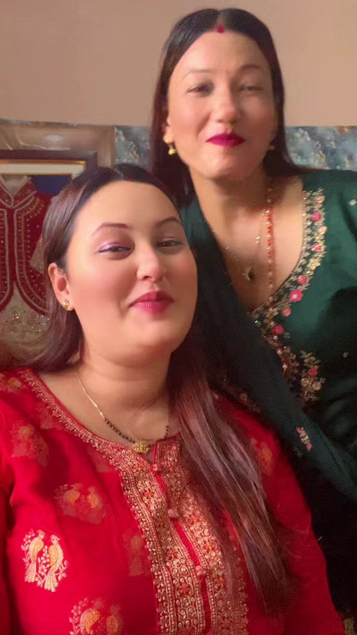 @Dipa lohani💫🦋