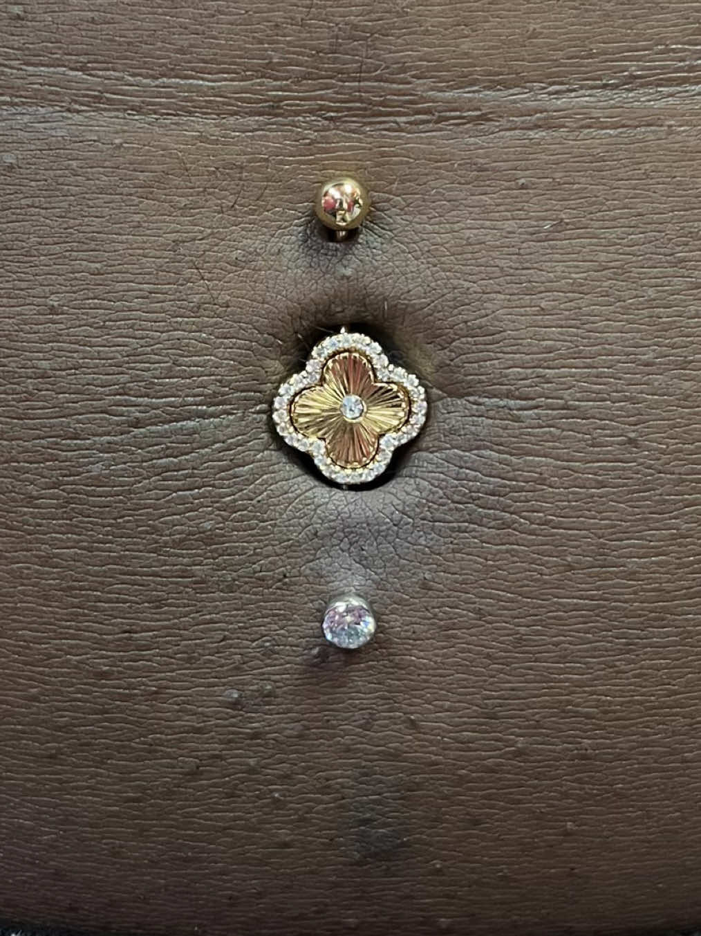 @loquita_piercings