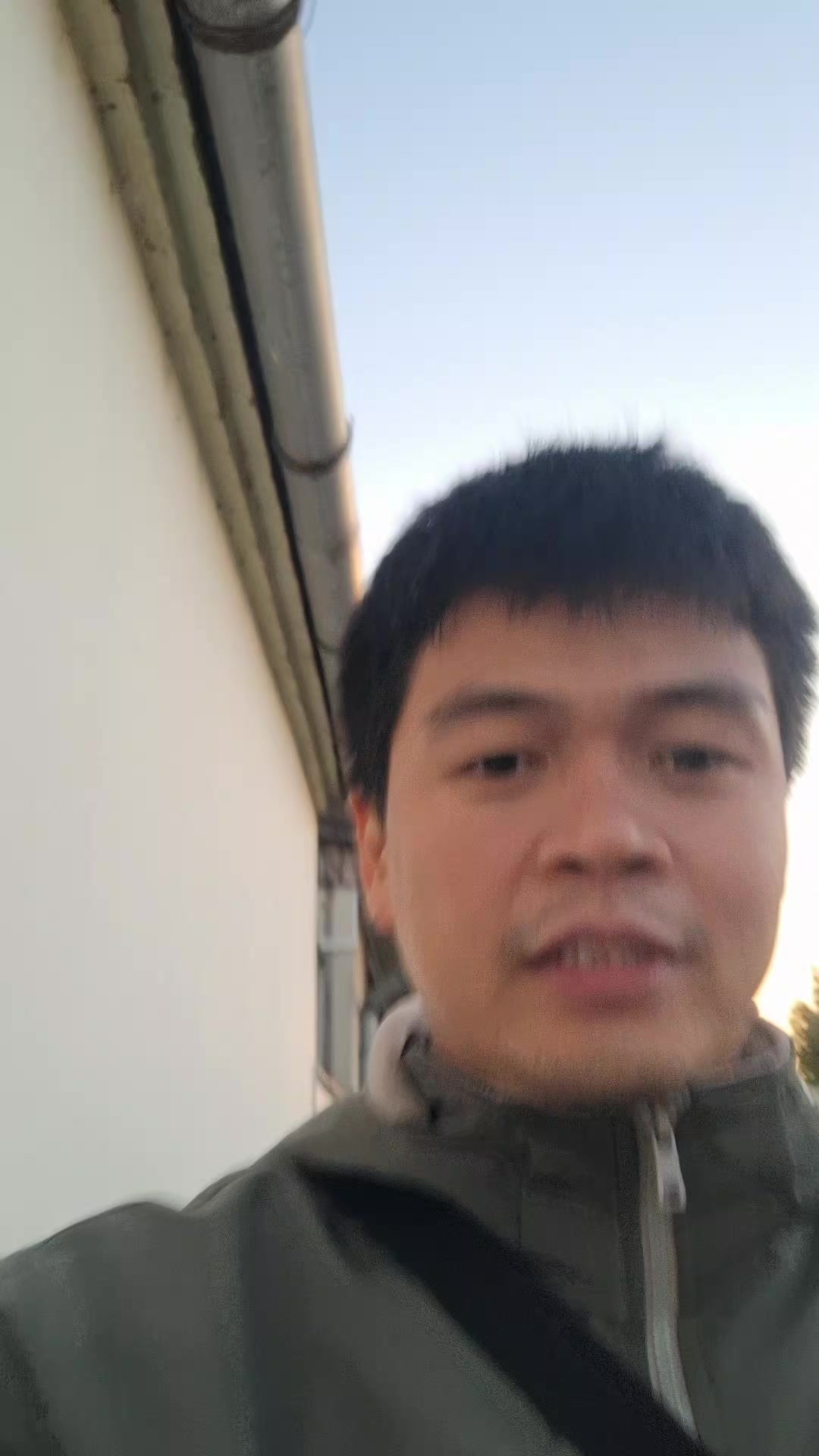 @ClinTroy Bulambao 🇭🇺🇪🇺