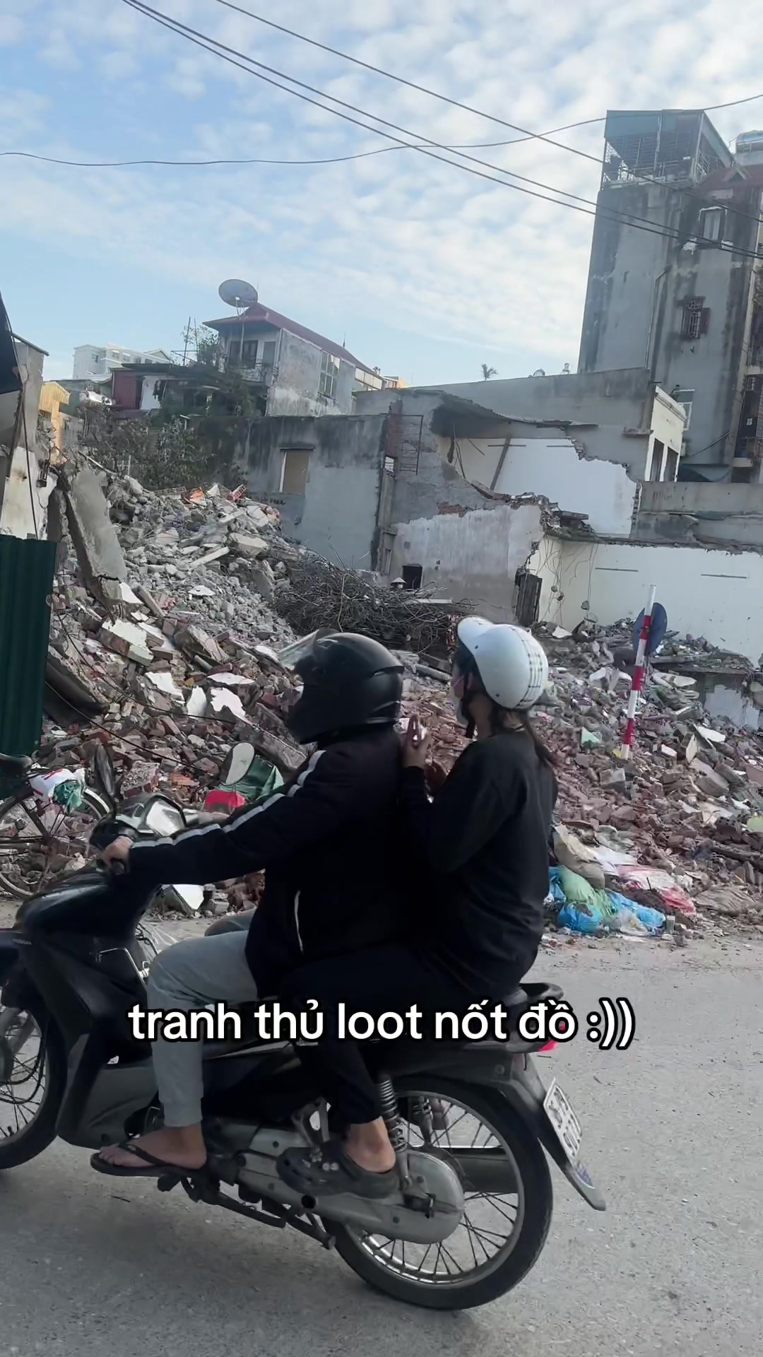 @up xong tho&aacute;t