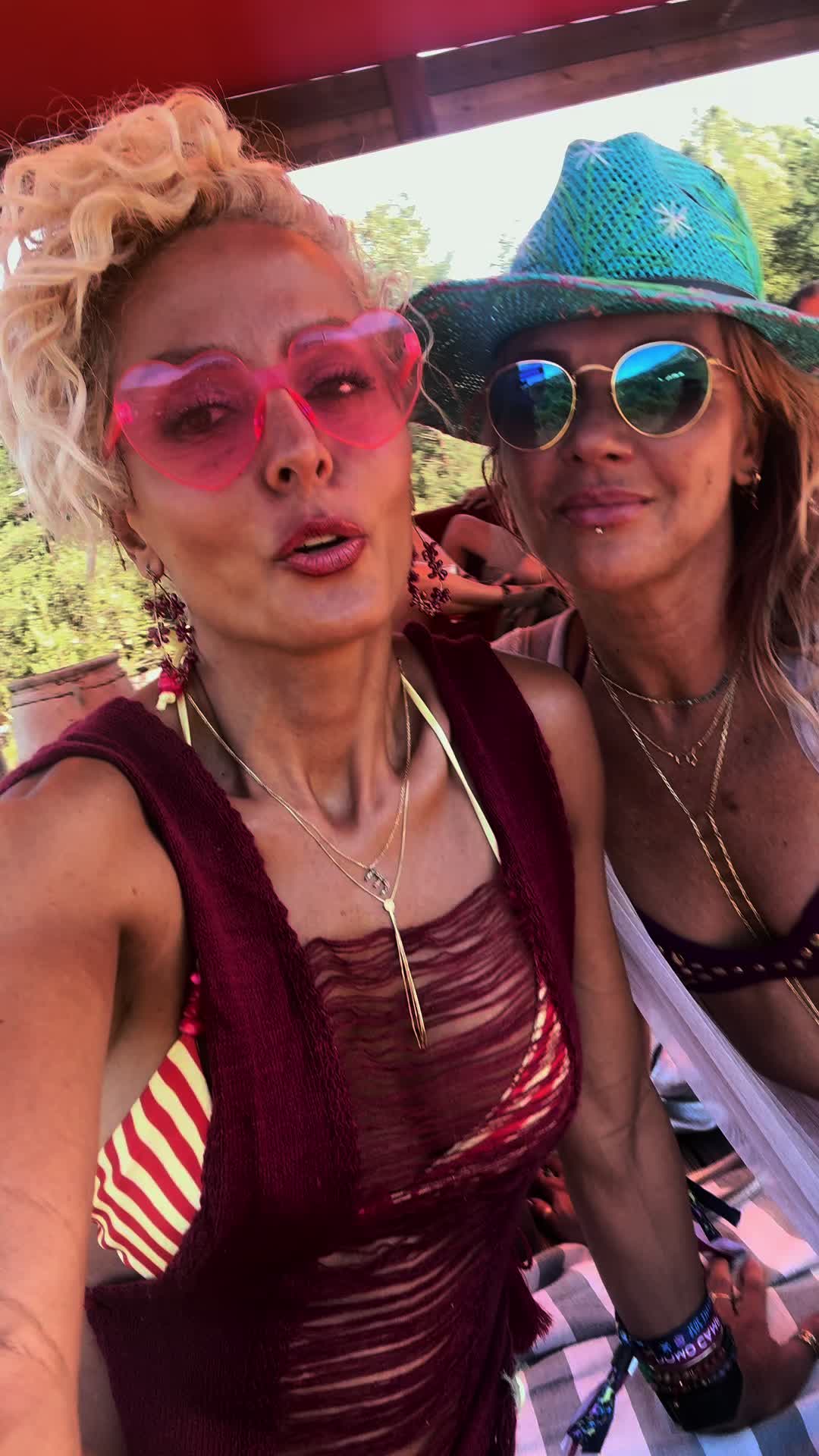 @El