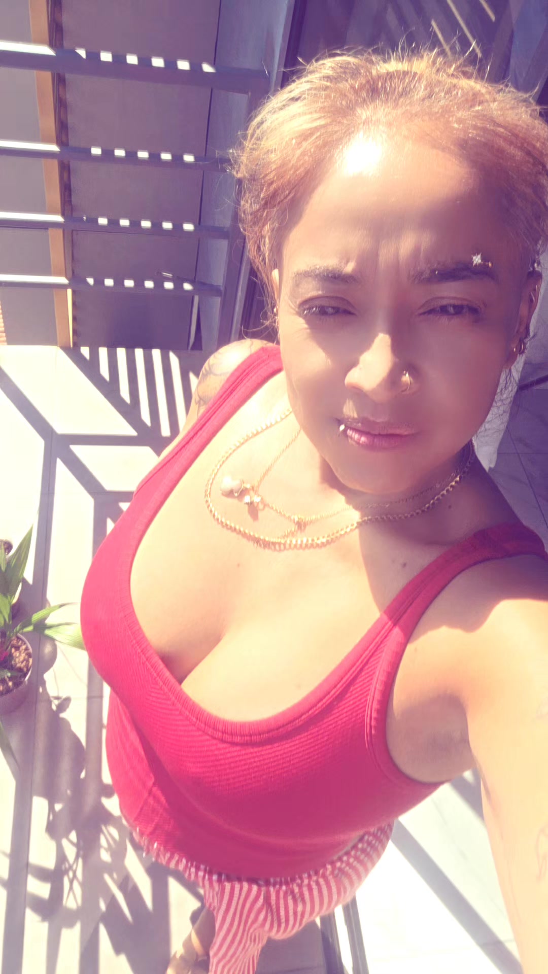@Isabella