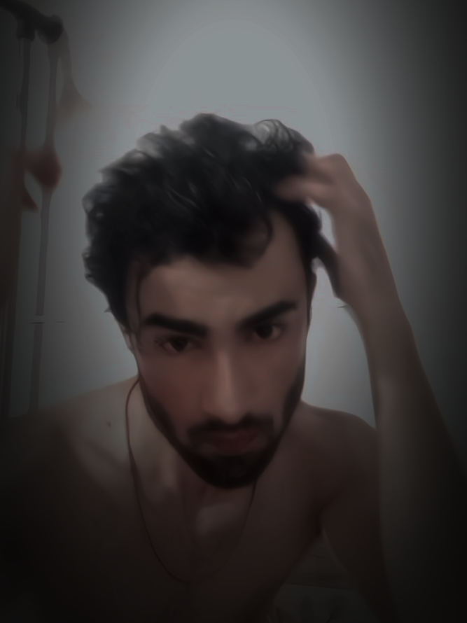 @𝘼𝙧𝙮𝙖𝙣 𝙆𝙝𝙖𝙣
