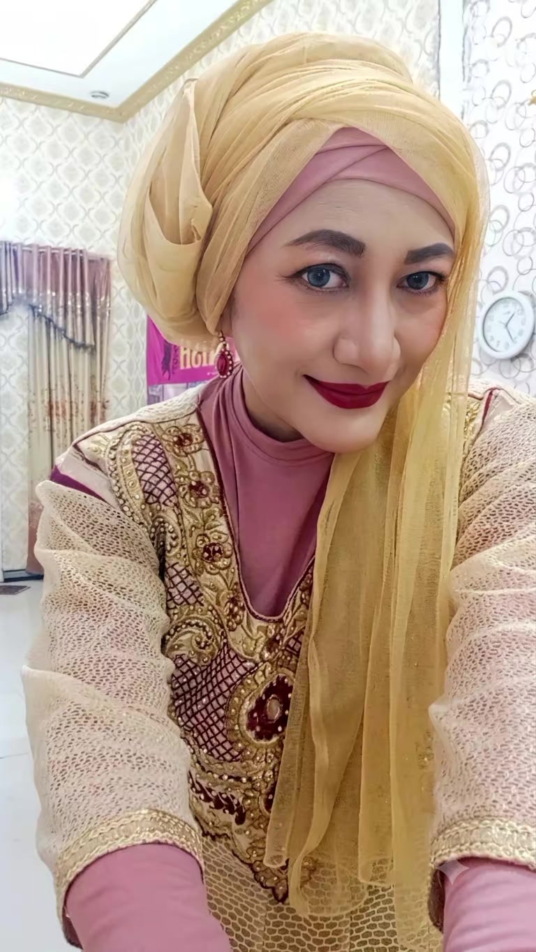 @dr Rachmawati MHt_Hypnoterapis