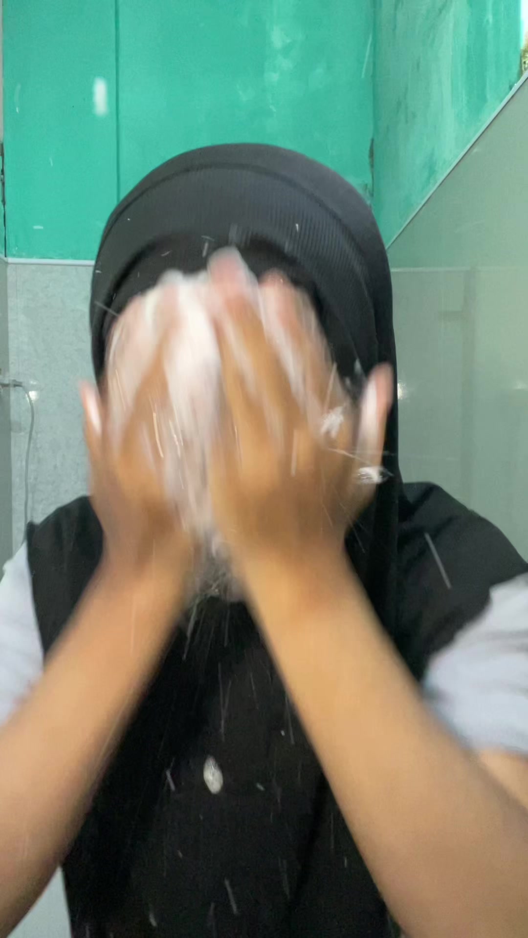 @haneeyaofficial