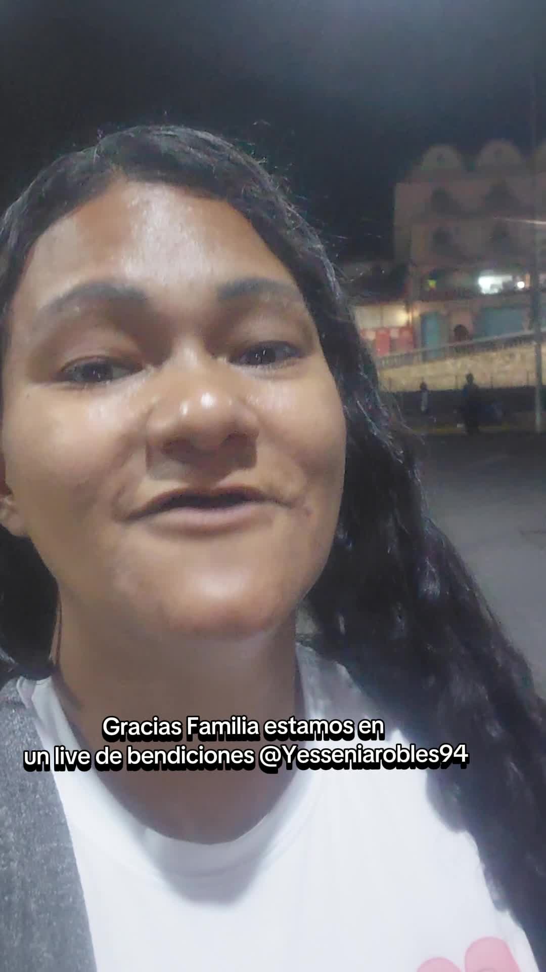 @Yessenia Robles | Emprendedora
